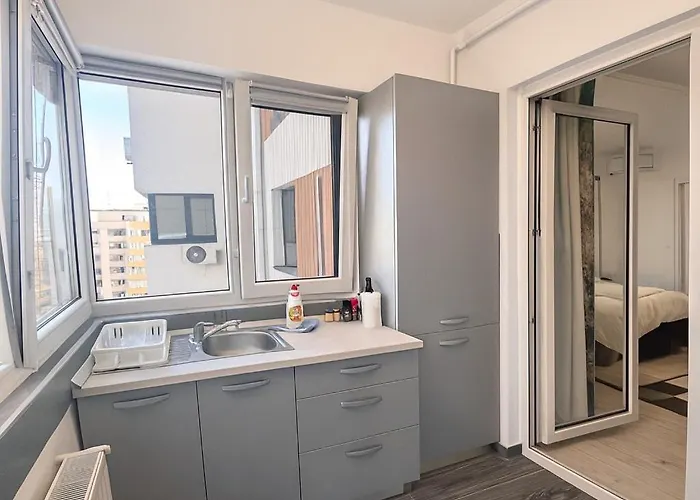 Apartment Close To The Cathedral Of The Nation's Salvation - 727 *